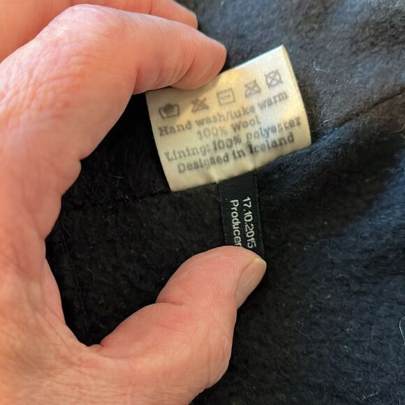 Authentic Woven Wool Iceland Icelandic Knit Beanie Hat Cap Imported Lined OSFA - Picture 3 of 6